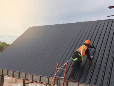 medium-vecteezy_roofer-worker-use-the-ladder-in-protective-uniform-wear-and_15632754_medium medium-vecteezy_roofer-worker-use-the-ladder-in-protective-uniform-wear-and_15632754_medium